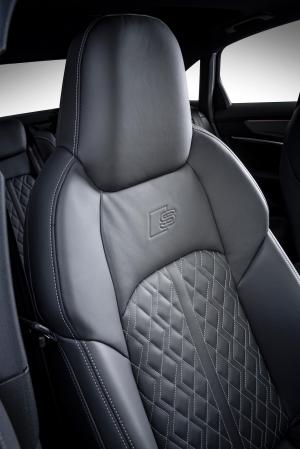 Audi S6 Sedan TFSI 2020 года  (ZA)